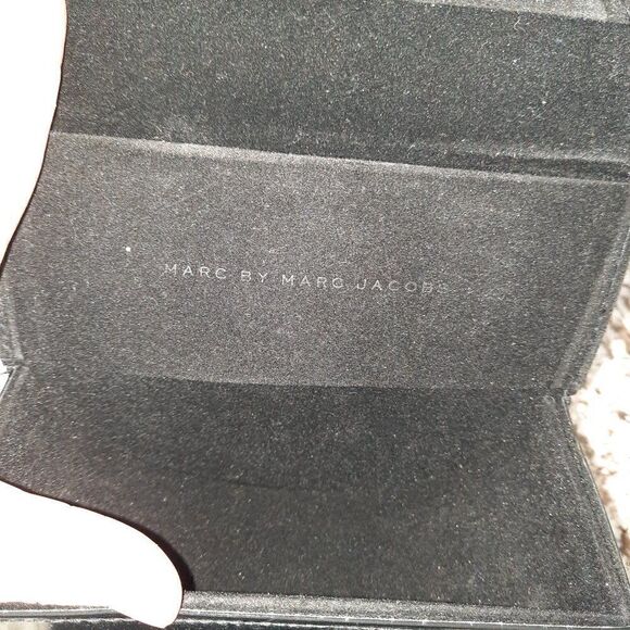 Black Clam Shell Marc By Marc Jacobs Glasses - Picture 2 of 7